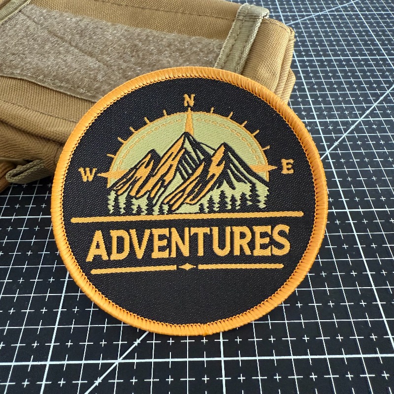 アドベンチャーズ・マウンテン・コンパス刺繍パッチ、タクティカ - Outdoor Adventure With No Backpack のレビューと価格